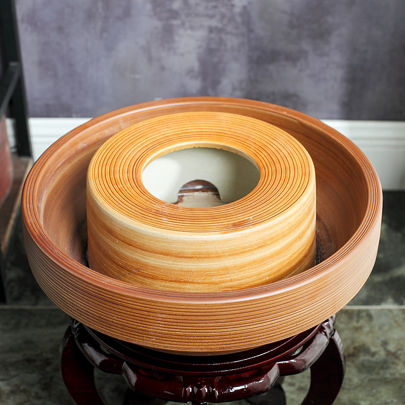 Jingdezhen to live in a small sitting room aquarium furnishing articles ceramic water fountain creative humidifying water tank