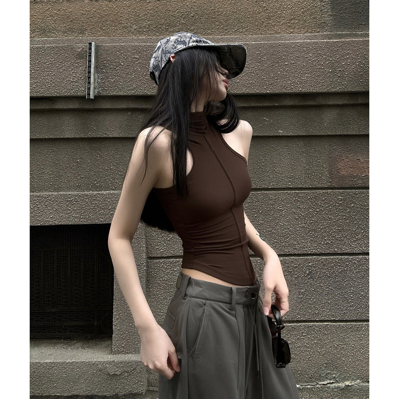 American-Style Spicy Girl High-Neck Exposed Seam Sleeveless Top for Women, 2026 Autumn New Model, Elegant and Slim-Fitting Racerback Tank Top American-Style Spicy Girl High-Neck Exposed Seam Sleeveless Top for Women, 2026 Autumn New Model, Elegant and Slim-Fitting Racerback Tank Top