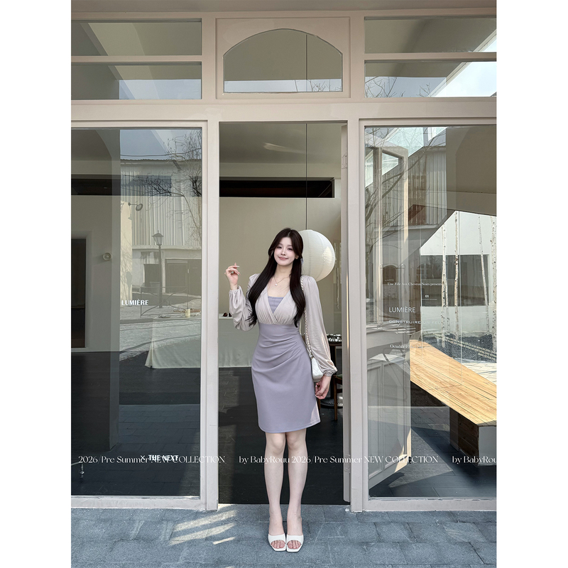 Warm and Soft【Heartbeat Venus】French-Style V-Neck Long-Sleeve Dress for Women, Autumn Season, Slightly Plus-Size, Waist-Cinching, Slimming Long Dress Warm and Soft【Heartbeat Venus】French-Style V-Neck Long-Sleeve Dress for Women, Autumn Season, Slightly Plus-Size, Waist-Cinching, Slimming Long Dress