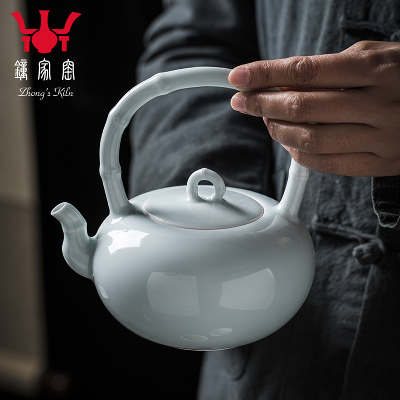 Clock home suit household jingdezhen up CPU shadow celadon kung fu tea cozy visitor group office lazy tea sets