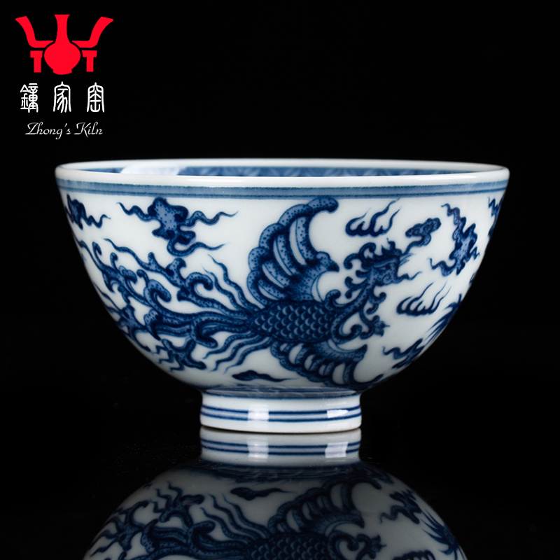 Clock kung fu tea house up with jingdezhen ceramic tea set manual under glaze blue and maintain longfeng bowl individual single CPU