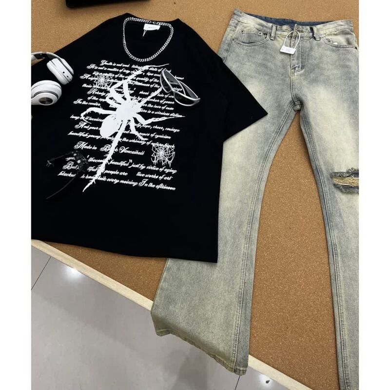 Hip Distressed Ripped Flared Jeans Casual Set for Men, Summer American Style Outfit with Short-Sleeve T-Shirt