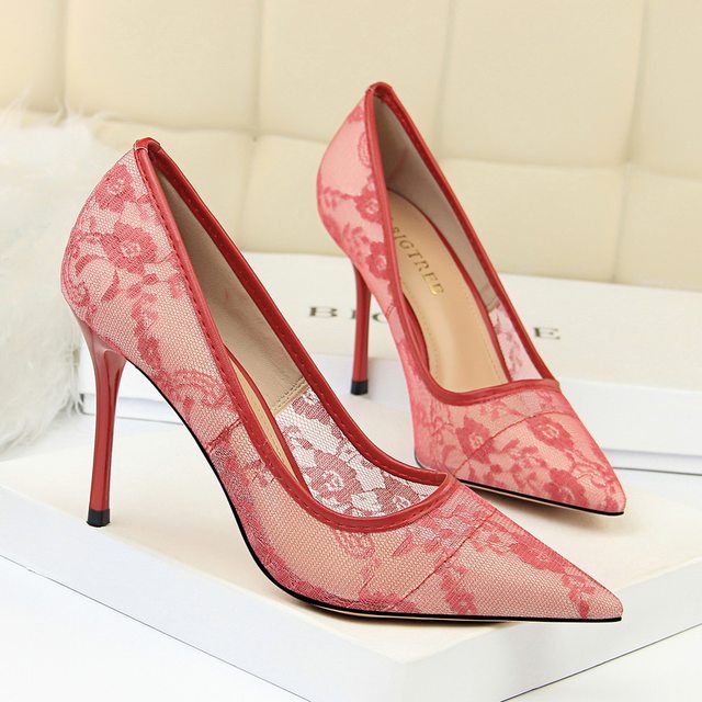 Black lace high heels 2021 new pointed stiletto sexy mesh hollow nightclub women's wild single shoe bed