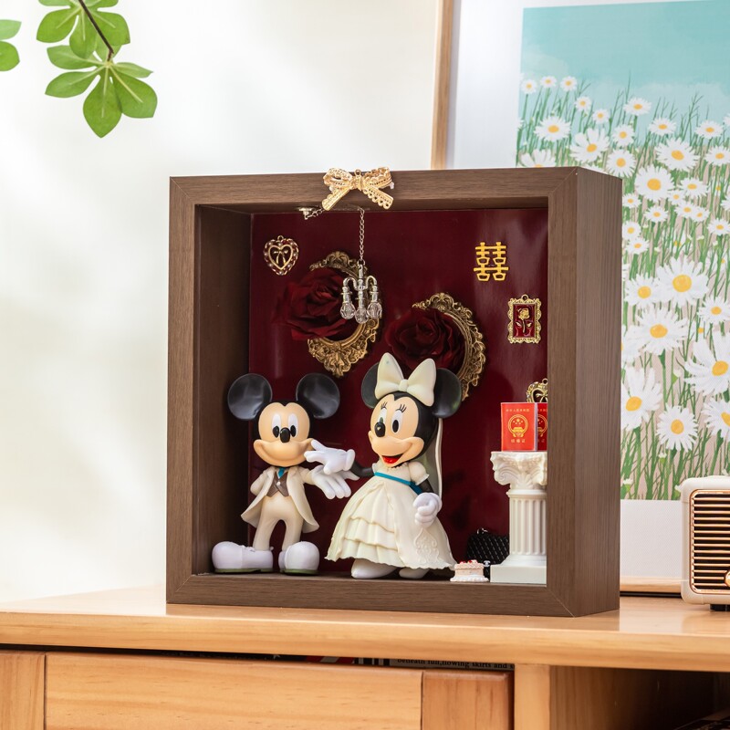 Wedding Gifts for Newlyweds, Bride, Wedding Engagement Gifts, Gifts for Best Friends, Niche High-End Practical Wedding Room Decoration Items