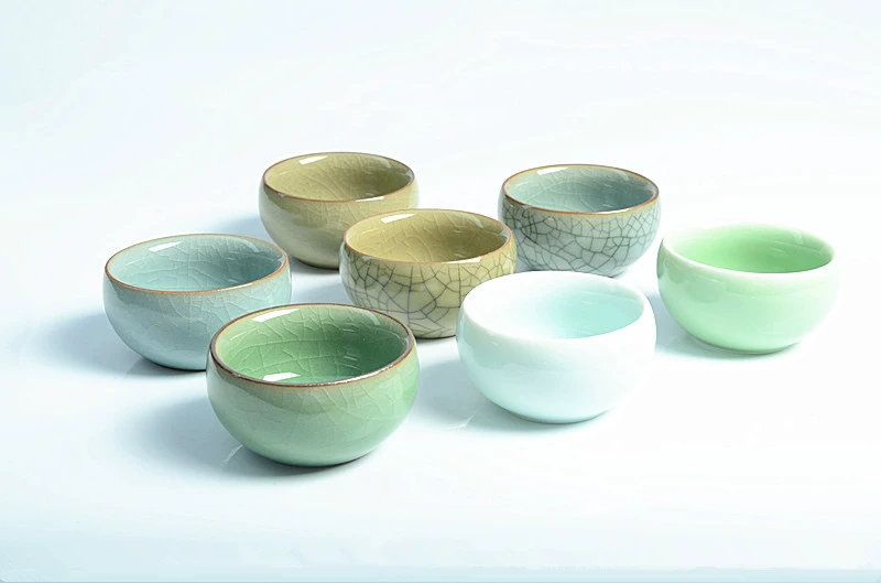 Longquan Celadon Kung Fu Teacup Chén gốm Cup Kung Fu Bộ tách trà đơn Cốc rượu thủy tinh 盏