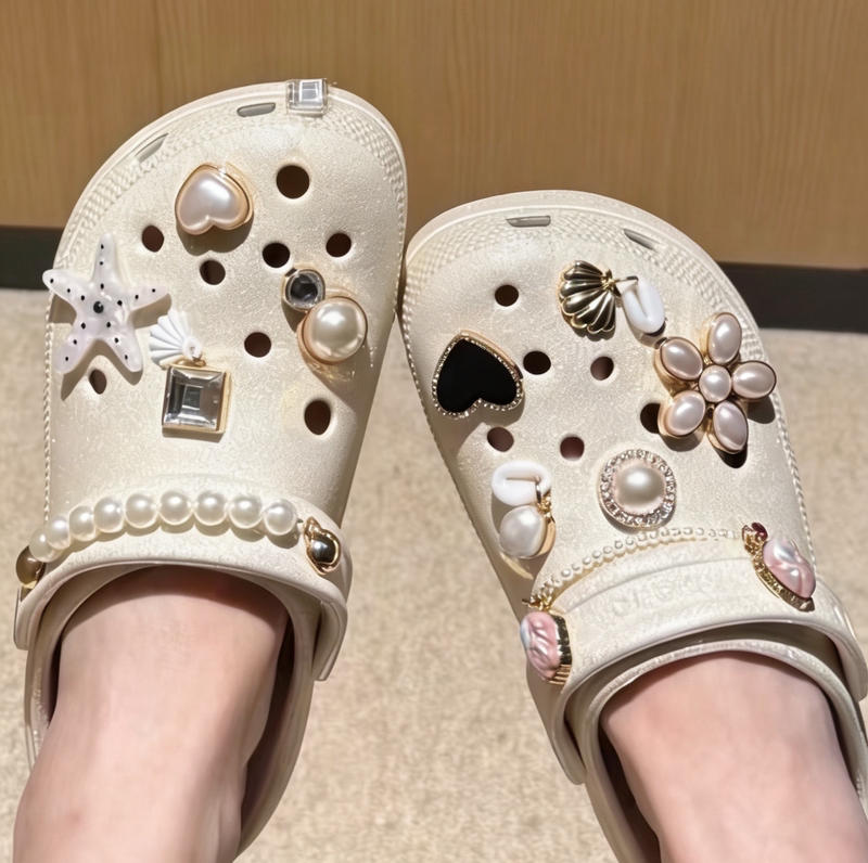 Crocs Store Exclusive Style Clog Shoe Charms, Detachable DIY Pearl Shell Shoe Accessories, Metal Rhinestone Shoe Buckles
