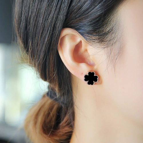 Золотые черные брендовые серьги из нержавеющей стали, 18 карат, розовое золото, четырехлистный клевер, простой и элегантный дизайн