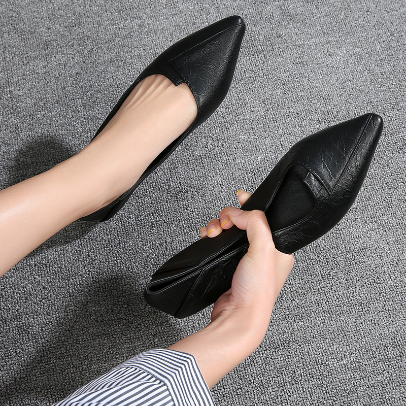 Work shoes women's black flat-bottomed soft-soled thick-heeled leather shoes professional work interview hotel non-slip stewardess mid-heeled bag shoes