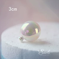 Темно -коричневый цвет белый шарик -3 см