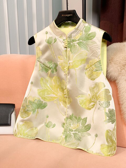 New Chinese-Style Light National Style Embroidered Vest 2024 Spring and Autumn New Fashion Outerwear with Traditional Buttons