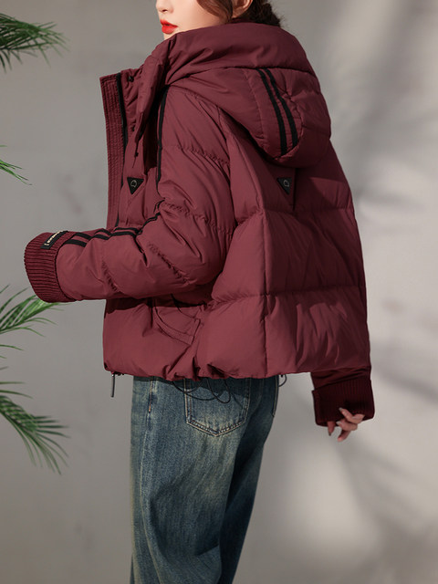 Ankela Red Casual Hooded Short down Jacket for Women 2024 Winter New Fashion Age-Reducing 90% White Duck down Coat