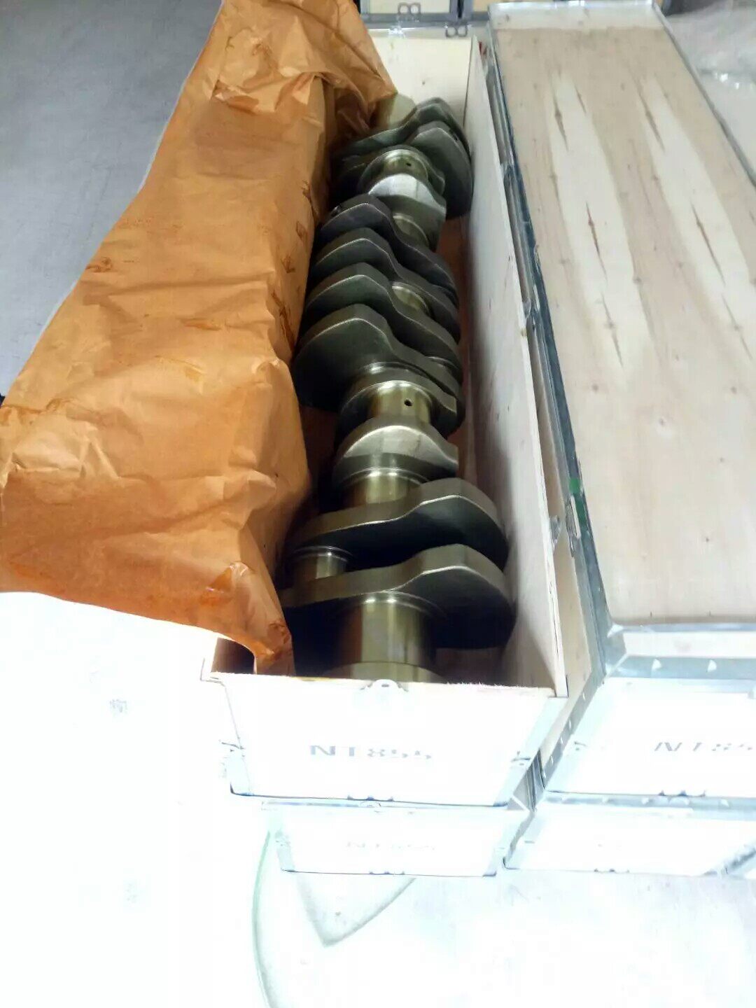 S6D95L engine cylinder sleeve components Four matching spindles apply for small pine PC150-5 PC100-3 freaks