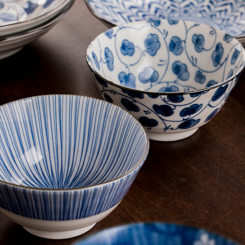 Dishes suit household Japanese ceramic tableware Dishes combine Chinese simple blue and white porcelain bowls spoons with 5 people