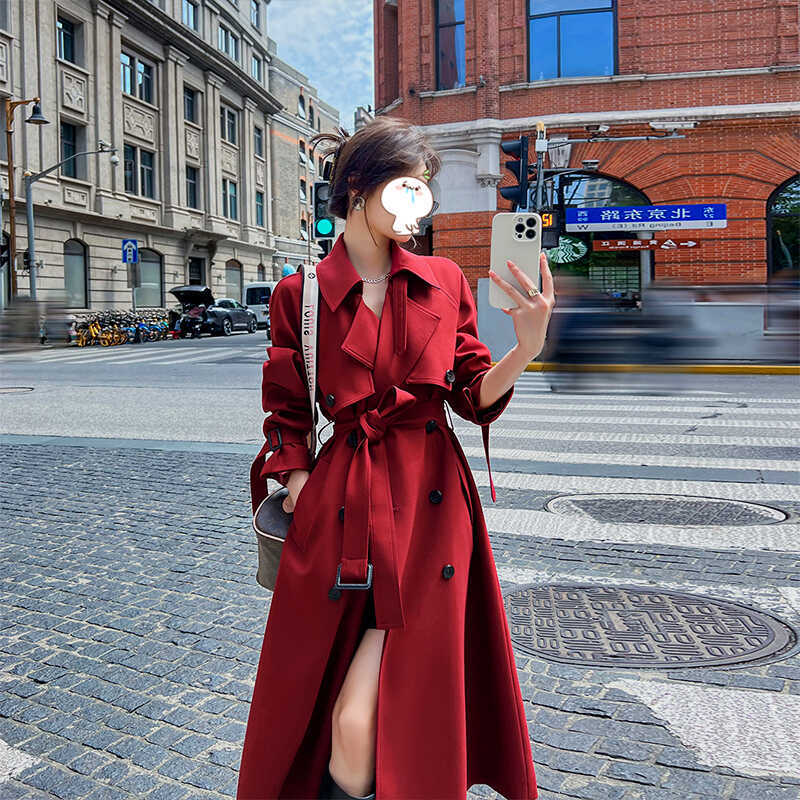Red Trench Coat for Women, Mid-Length, 2026 Spring and Autumn New Style, Korean and British Style, Drapey, Petite, Elegant Coat