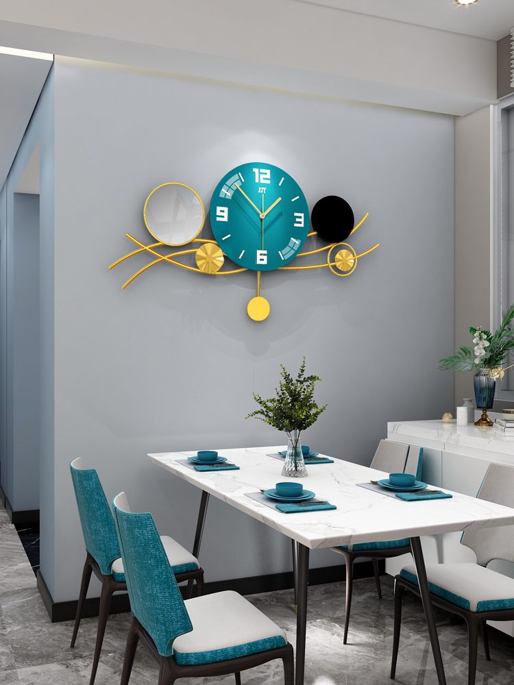 Light luxury decorative clock wall clock Living room household fashion Nordic creative net Red Simple modern atmospheric clock hanging wall