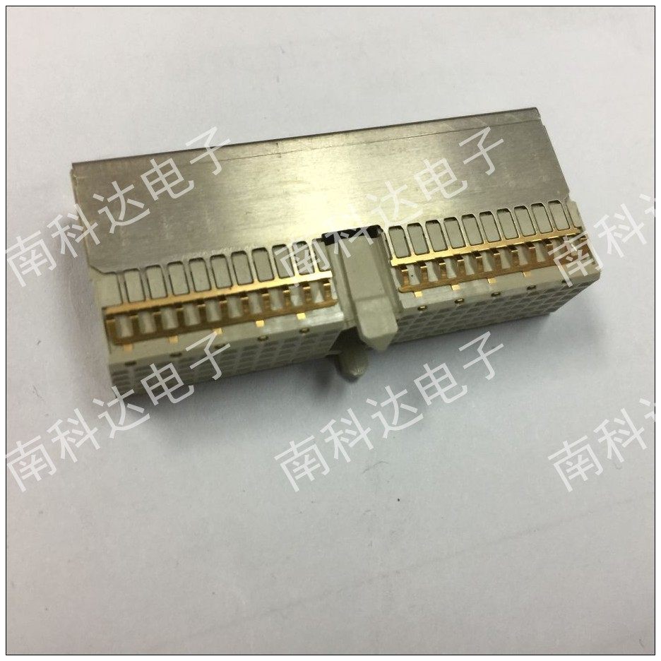 TE/泰科CPCI背板插座110p母座J1弯母5*22隔开型号352068-1