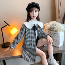 Girls wool coat autumn and winter 2021 new Korean version 10 childrens plaid coat in the big childrens velvet tide