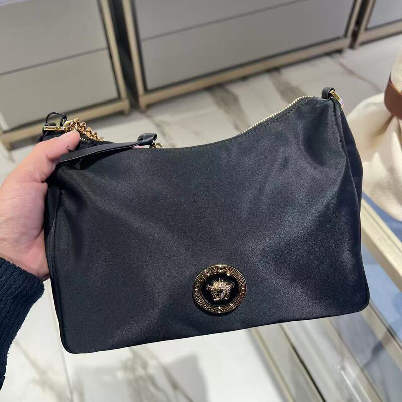 [Oil Oil in Italy] Versace Women's Canvas Bag
