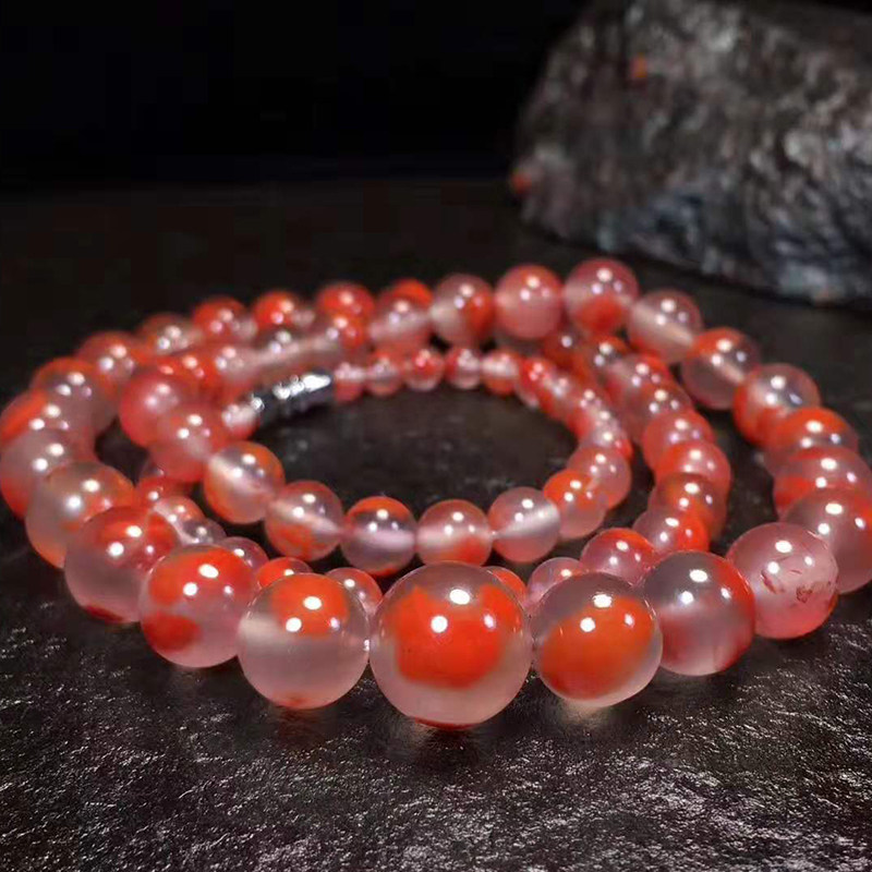 Farkasso Jewels South Red Agate Amber Wax Ornament Dedicated To Super Connect