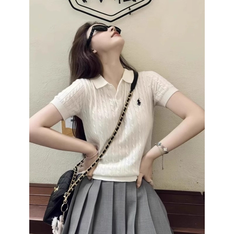 French-Style Regular Shoulder Polo Collar Ice Silk Knit Short-Sleeve T-Shirt for Women, Summer Design with Twist Embroidery and Slim Fit Top French-Style Regular Shoulder Polo Collar Ice Silk Knit Short-Sleeve T-Shirt for Women, Summer Design with Twist Embroidery and Slim Fit Top