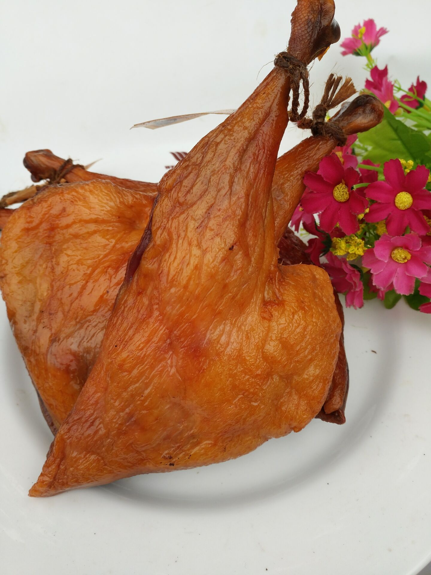 Hunan's new 500g bulk smoked chicken legs air-dried cured duck legs salted chicken duck legs cured vegetables old bacon