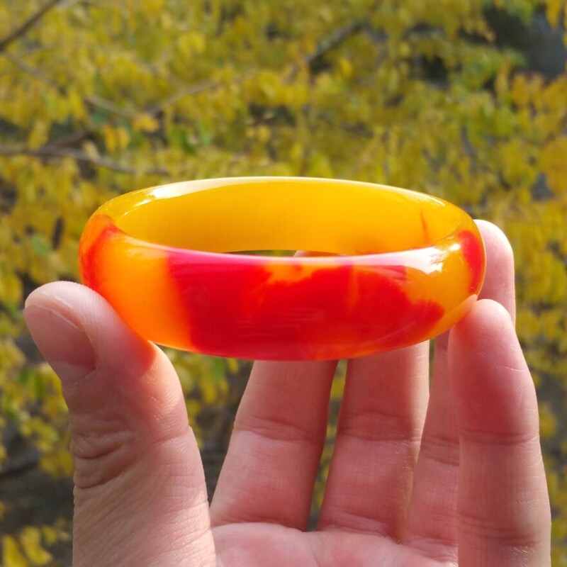 Natural Xinjiang Hetian jade topaz jade silk jade floating flower bracelet female jade bracelet belt certificate