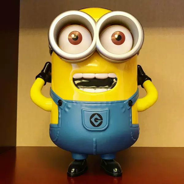 Universal Studios MINIONS Popcorn Bargaining Backpack