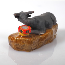Sheng Xiao Niu Year Hong Kong Handmade Ceramics National Wind Birthday Gift Elders wishing to lead the collection Art and wine office