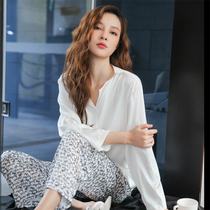 Spring and autumn 2021 new pajamas female Ice Silk sexy solid color long sleeve thin model can be worn outside home clothing set tide tide