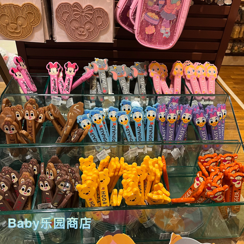 Hong Kong Disney Tigger, Princess Eloise, Three-Eyed Alien, Donald Duck, Daisy, Steel-Toothed Cartoon Spoon, Children's Fork