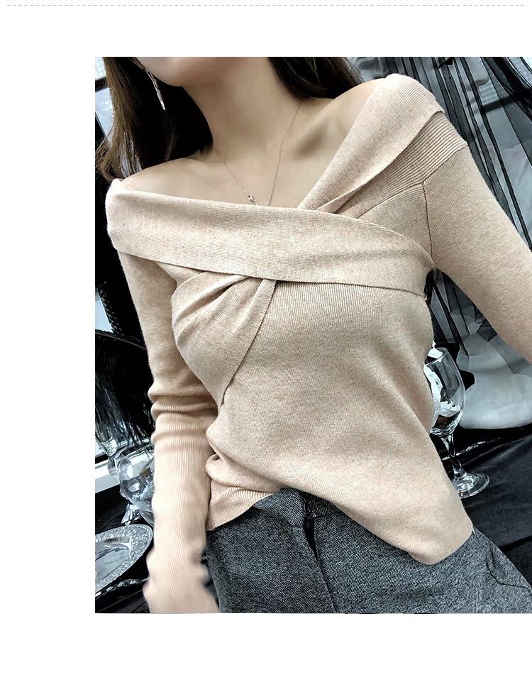 Jin em trai JG V cổ áo rò rỉ áo len nữ 2018 mùa thu mới bộ áo len dài tay cơ bản áo len rộng áo len nữ cổ v