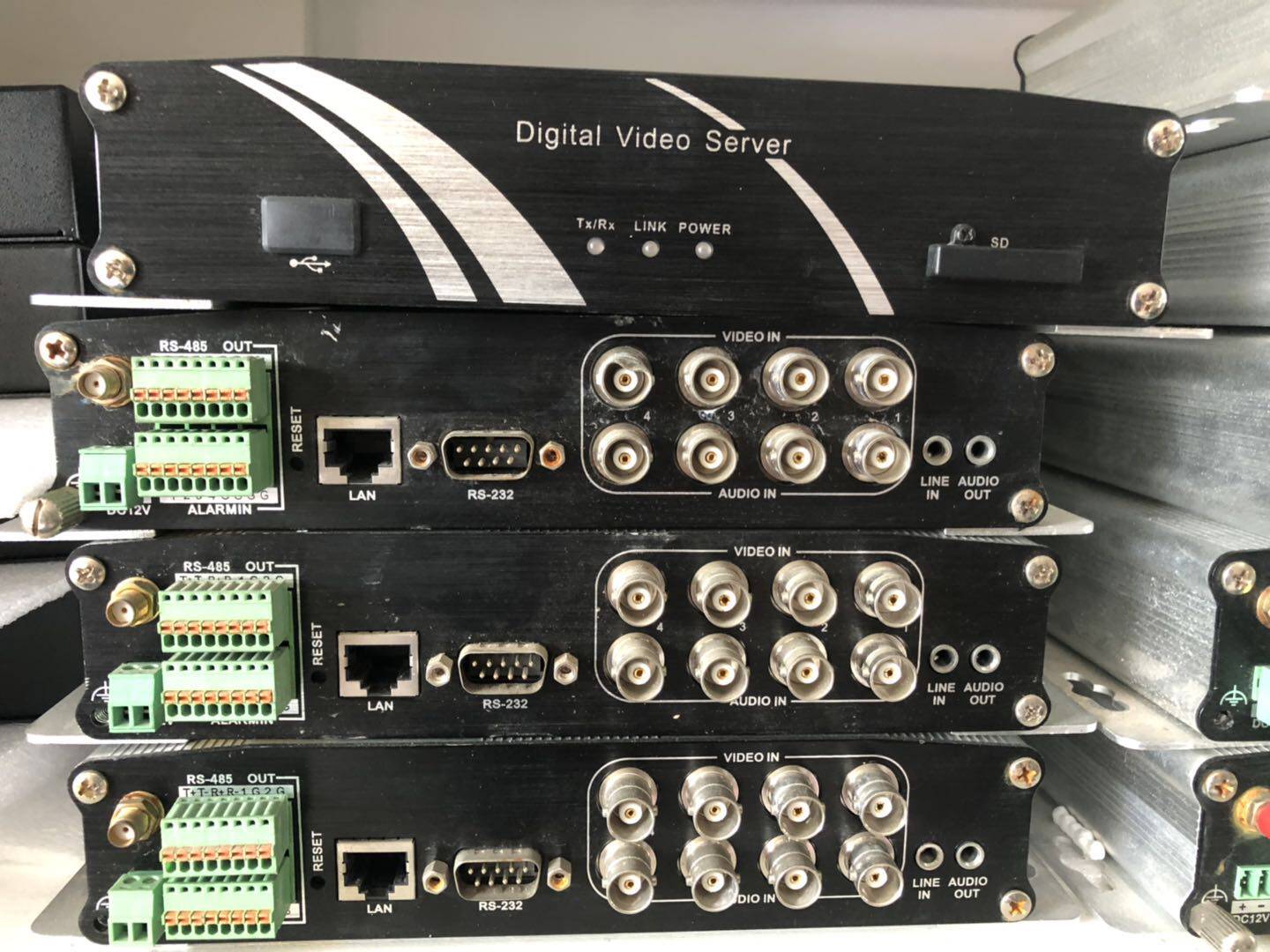 Spot 95 new Vevey film server DS-6604HF-SD WIFI