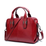 Красная сумка через плечо, кожаная вместительная и большая барсетка, из натуральной кожи