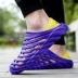 Dép nam 2018 hè Hàn Quốc cá tính nam sandal và dép lười lỗ giày hè thanh niên Giày đi biển Baotou sneaker nam Sandal