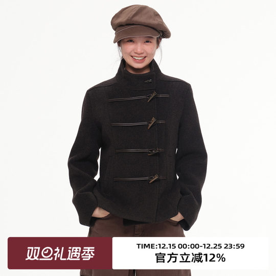 Retro horn button waisted short woolen jacket