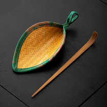Xiangyunsha tea bag hand-made lacquered bamboo tea bag mini antique tea shovel and dustpan type appreciating the tea and waking up the tea.