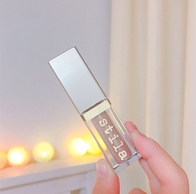 Cửa hàng miễn thuế Hàn Quốc Stila / Stina Liquid Eye Shadow mèo con karma / kim cương bụi phấn mắt the face shop