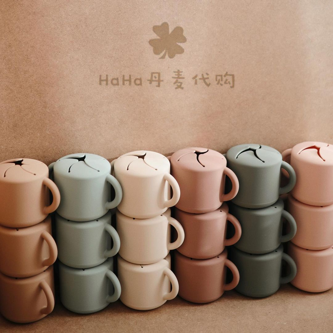 Danish Mushie Kids Baby Snack Cup Silicone Cute Cartoon Amphora Snack Box Drop Resistant Heat Resistant