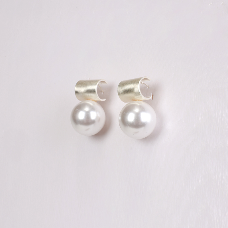Contour Fashion Design Earrings [Collection]