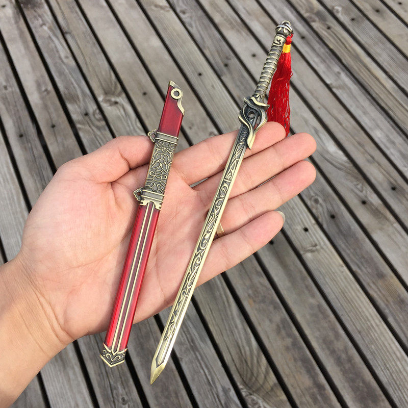 Small Ruyi sword decoration short sword ancient Han sword Longquan city pocket Qin Wang sword breaking the moon film and television decoration
