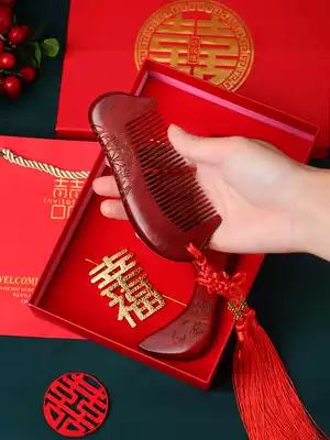 Wedding supplies Wooden comb Wedding mandarin duck dragon and phoenix red comb Bride dowry props Bride's wedding comb