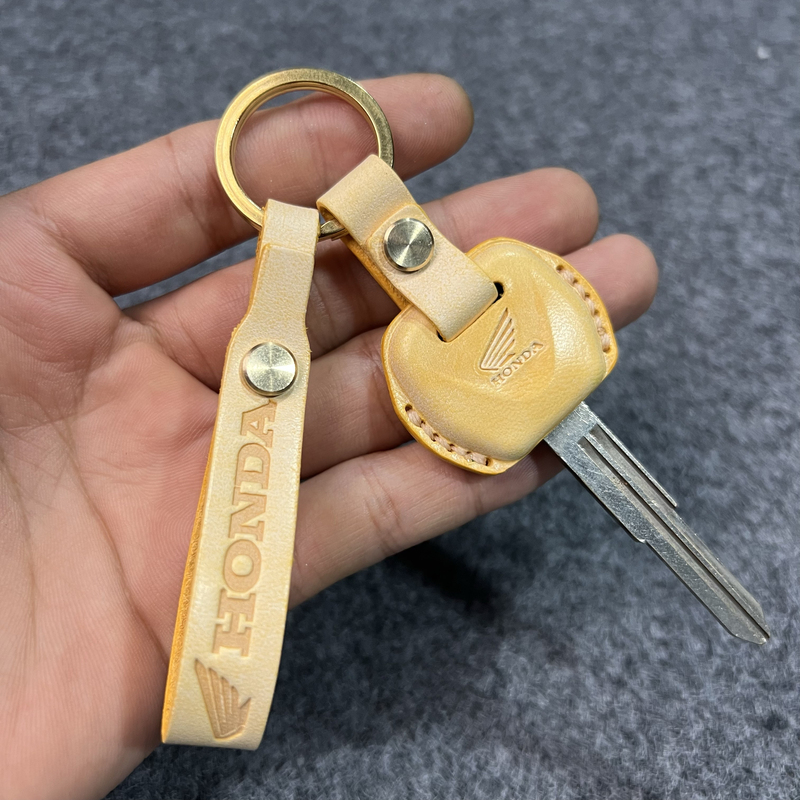 Suitable for Honda Motorcycle Cm500 Cl500 Handmade Retro Style Keychain Case Suitable for Honda Motorcycle Cm500 Cl500 Handmade Retro Style Keychain Case