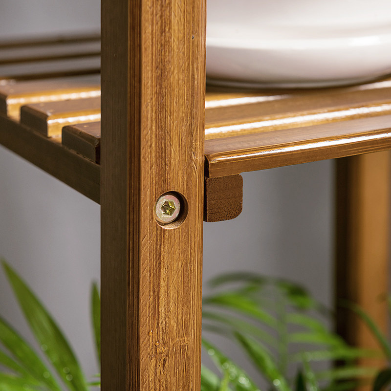 ľ���˴���ľ�ʻ���NZ234HJ