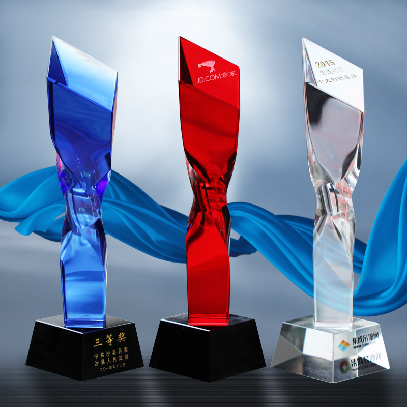 Crystal Trophy Custom Creative Event Competition Championship Glass Trophies to make excellent employee memorabilia lettering