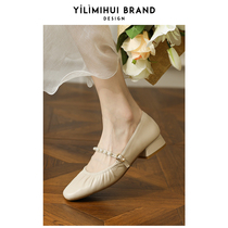 One Force Rice Ash 2022 New Coarse Heel Square Head Single Shoes Woman Spring Autumn Season Pearls Low Heel And Shallow Mouth Retro Mary Treasures