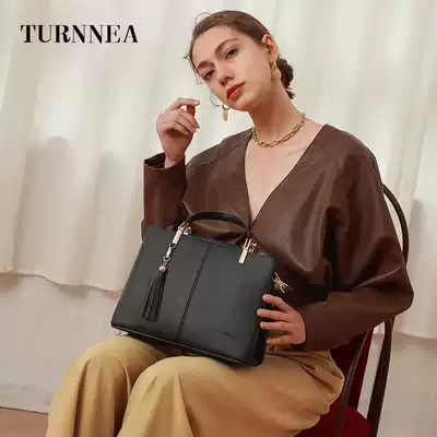 TURNNEA Autumn 2021 New Fashion Tassel Leather Women's Bag shoulder bag Explosive Commuter Bag Large Capacity