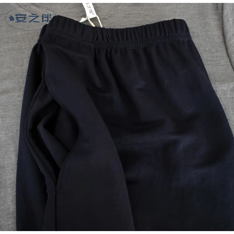 Quầy đồ ngủ Anzhiban 2020 nam mùa hè hai mặt vải lanh giả vải lanh được đánh thuê trơn ngắn tay Bộ đồ phục vụ tại nhà Hàn Quốc - Cặp đôi