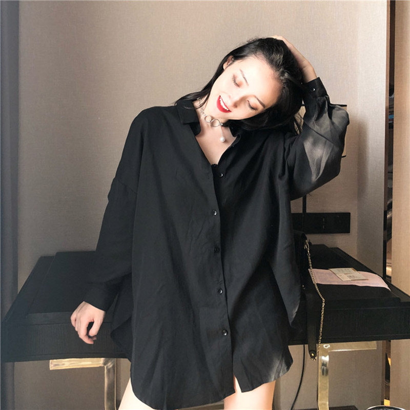 2023 spring and autumn Hong Kong style new retro loose V-neck long-sleeved shirt female black Korean version all-match lazy shirt trend