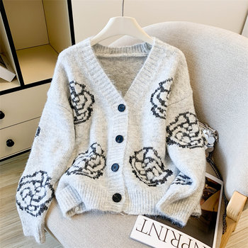 Niche style v-neck knitted cardigan for women 2025 autumn and winter new camellia sequin jacquard sweater jacket