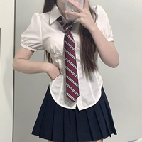 Белый корсет, галстук, короткий рукав